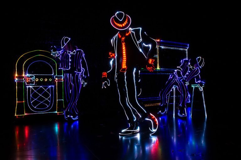 iLuminate Show