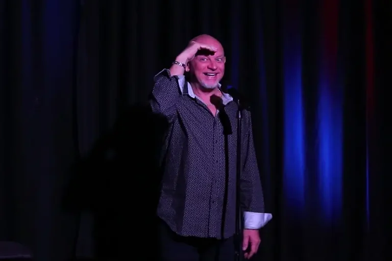 Delirious Comedy Club
